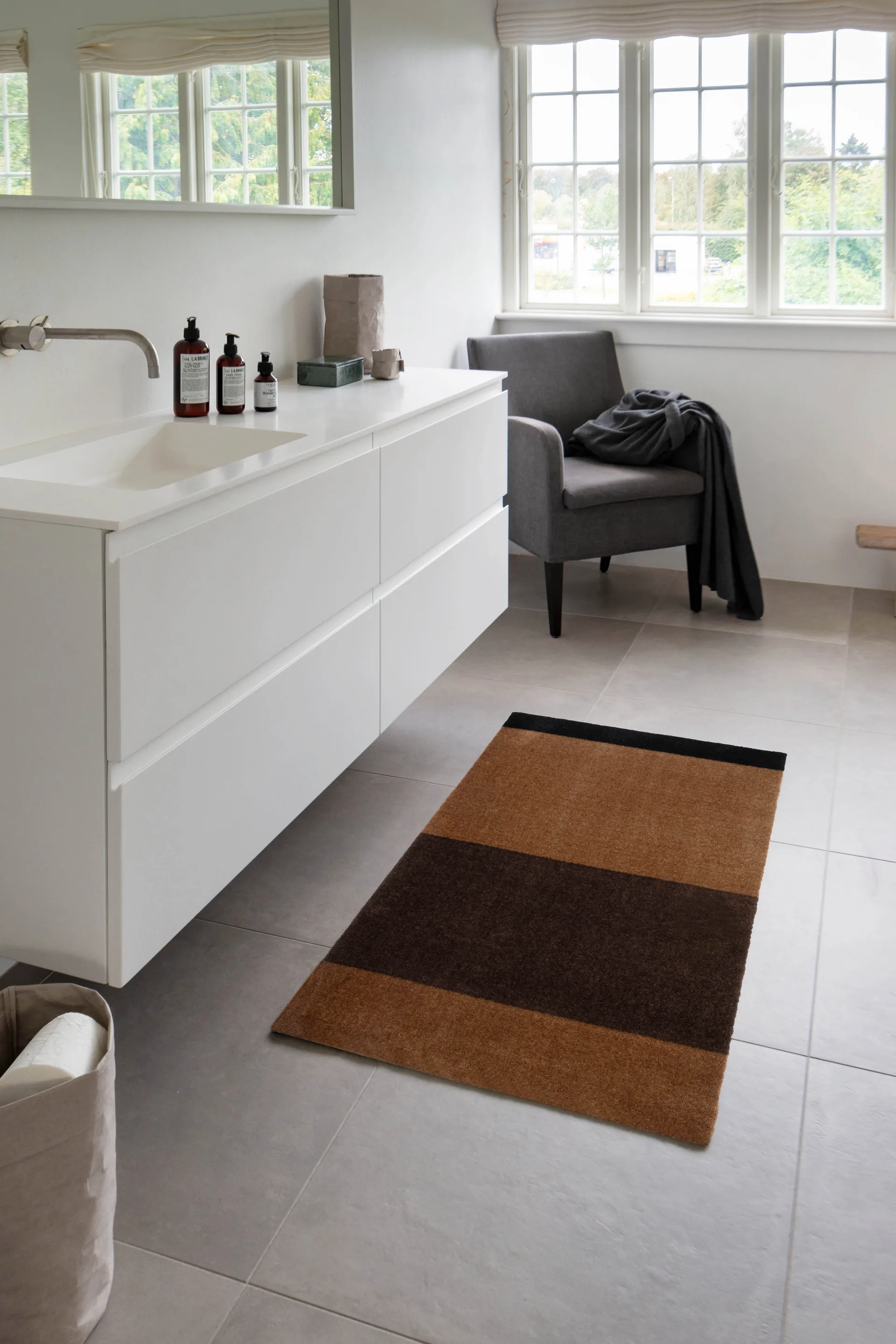 Stripes gångmatta horisontell, Cognac-dark brown-black, 67x120 cm tica copenhagen