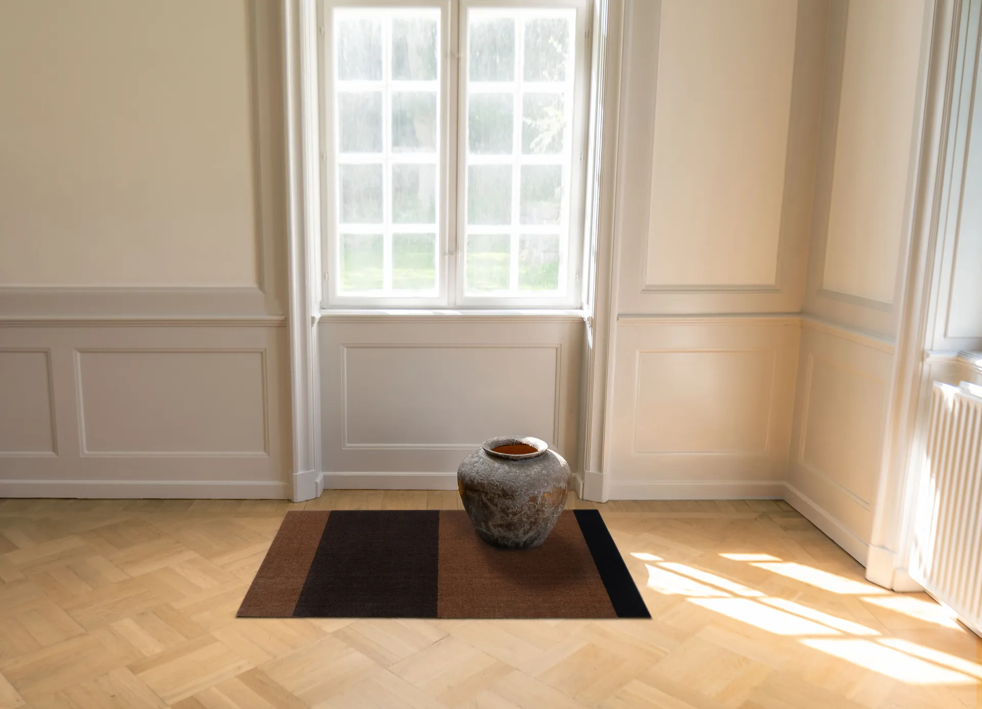 Stripes gångmatta horisontell, Cognac-dark brown-black, 90x130 cm tica copenhagen