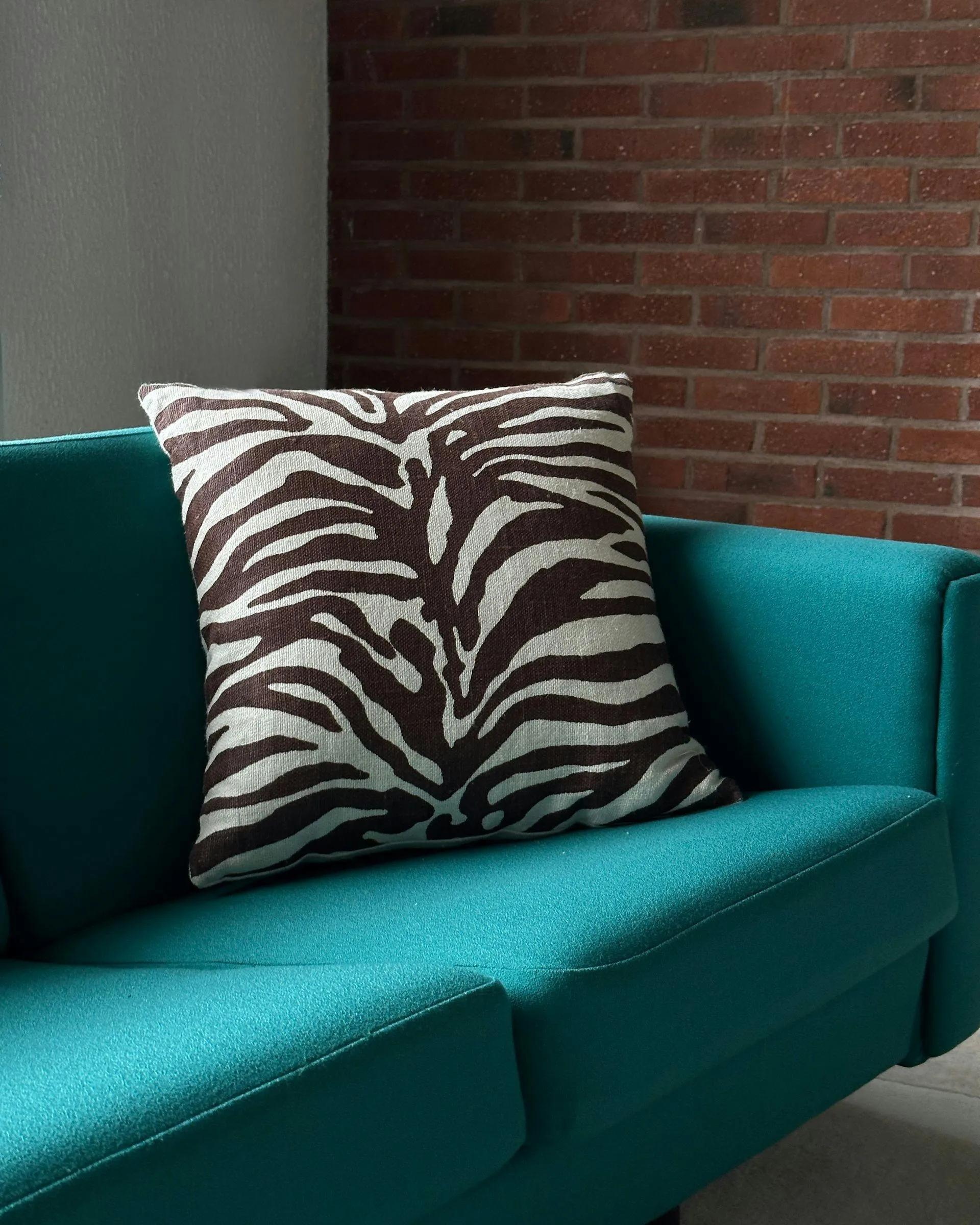 Lange prydnadskudde 50x50 cm, Brown Tinted