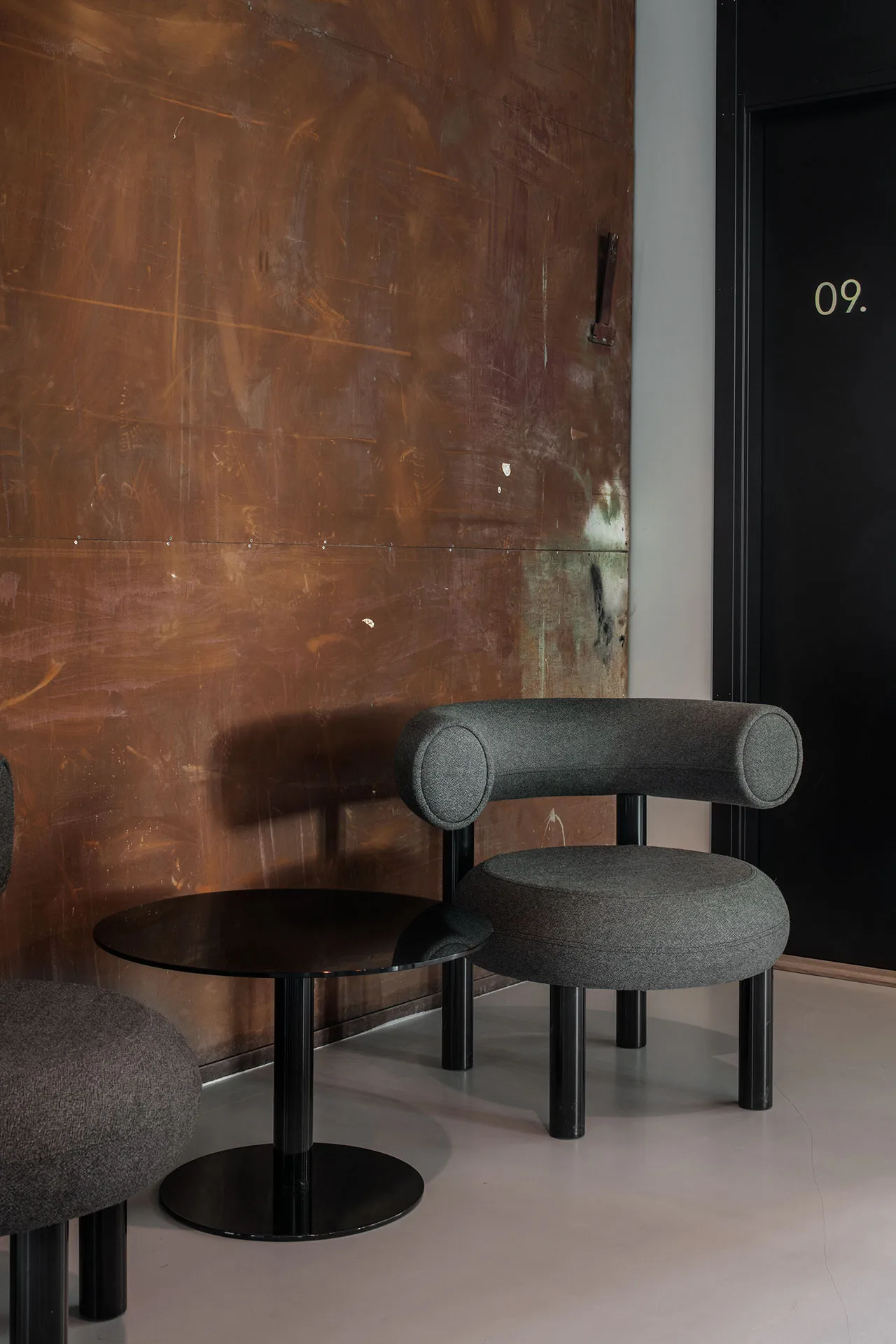 Flash soffbord Ø60 cm, Svart-svart stativ Tom Dixon