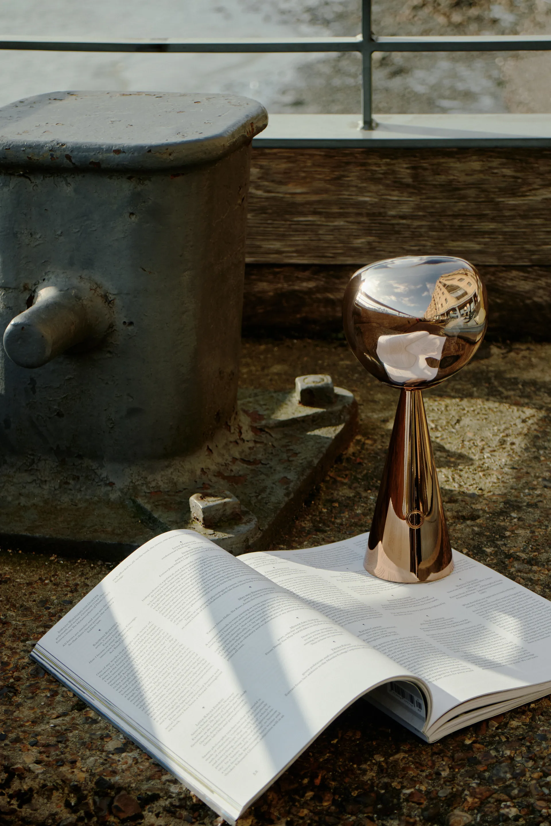 Melt Portable LED bordslampa 28,5 cm, Bronze Tom Dixon