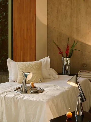 Pose Portabel LED bordslampa - Silver - Tom Dixon