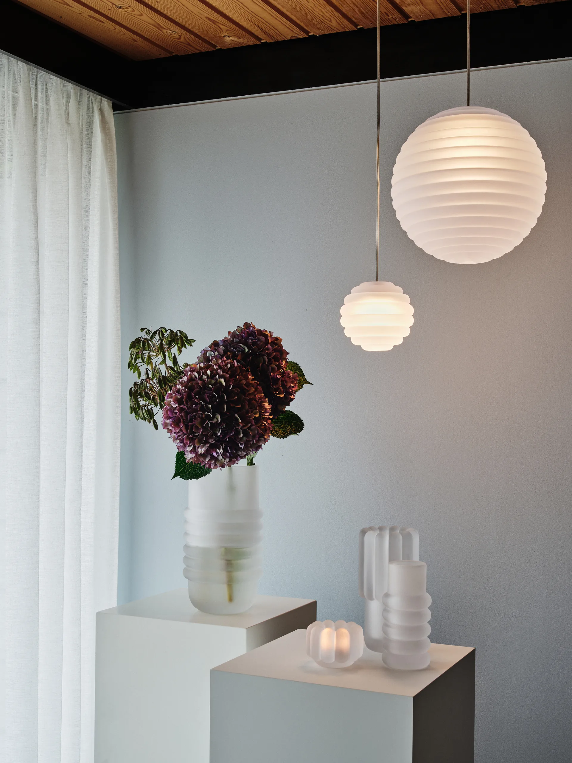 Press ljuslykta vertical, Frosted Tom Dixon