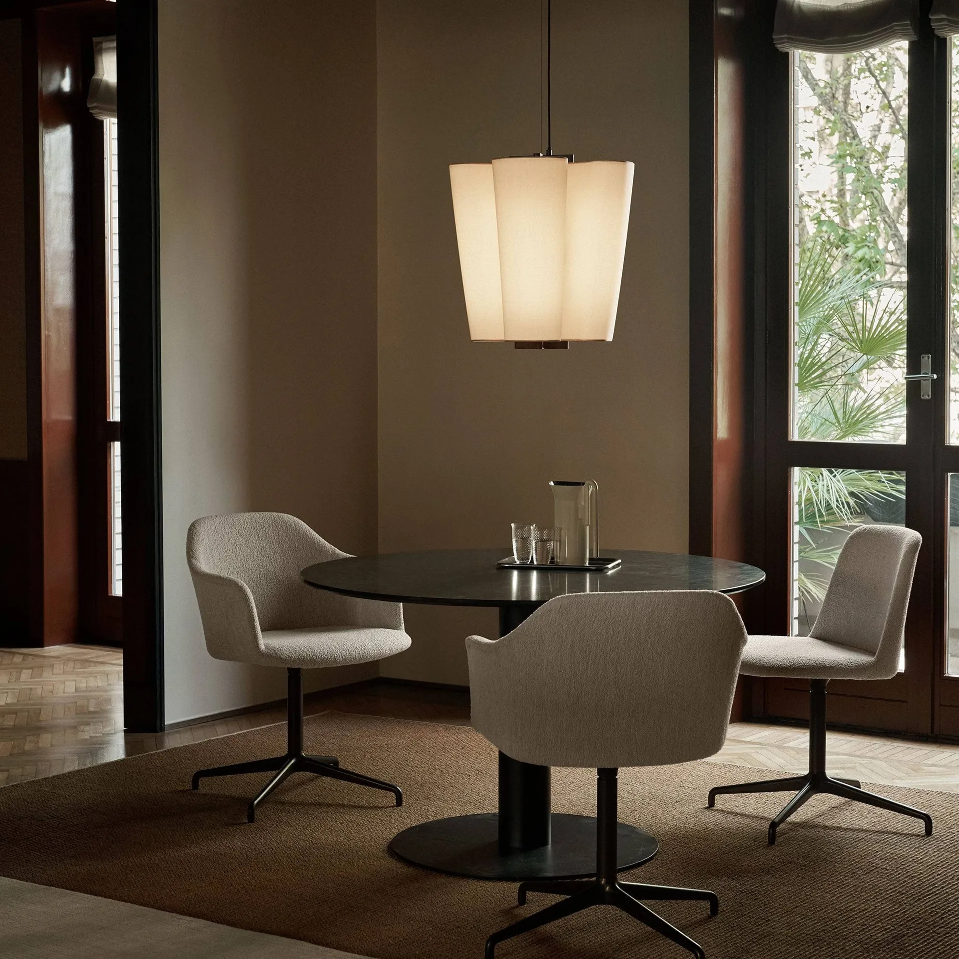 Bella chandelier pendel, SC114, Bronzed & Soft Canvas, Ø47,2 cm &Tradition