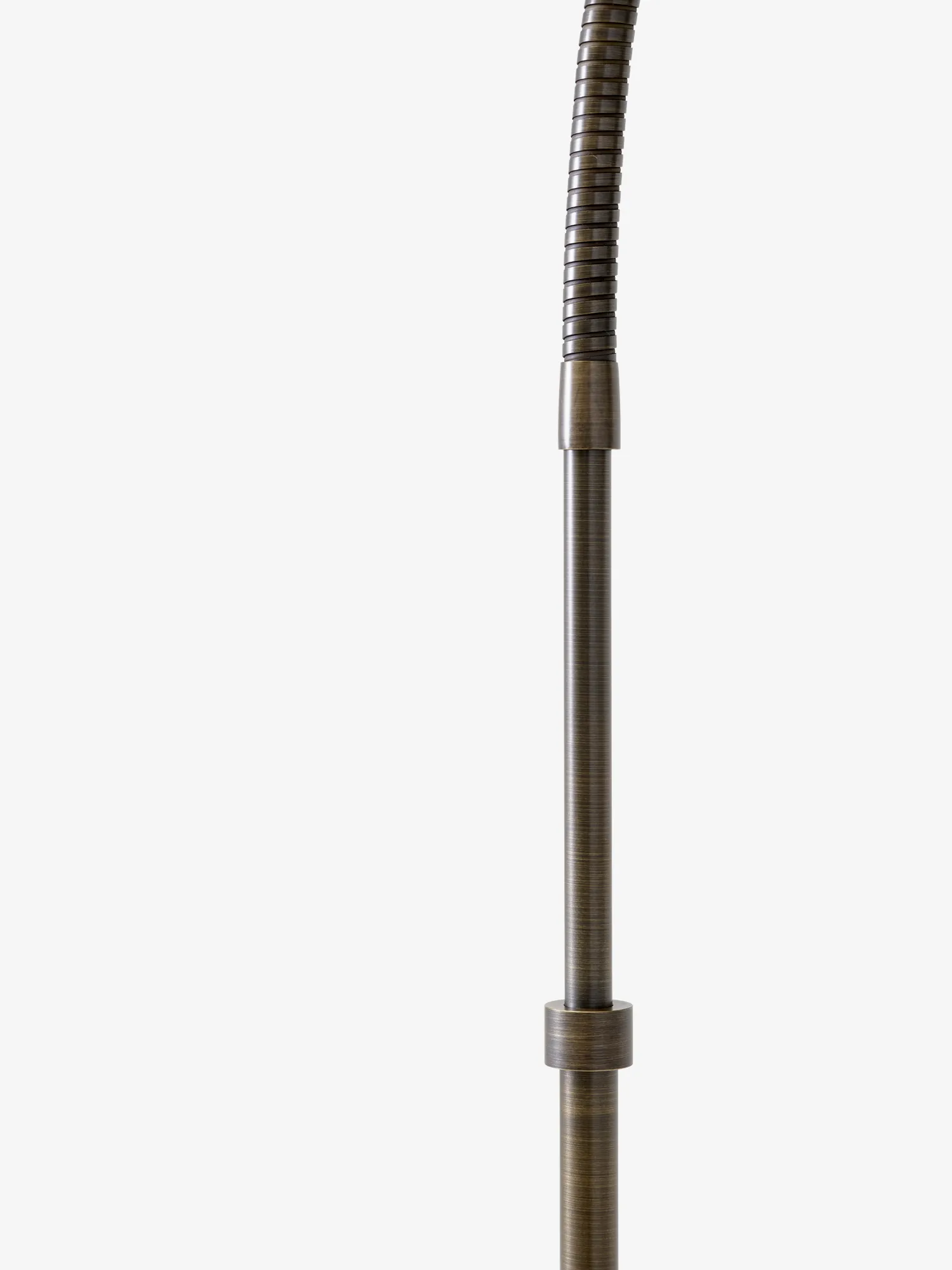 Bellevue AJ7 golvlampa Anniversary Edition, Stone grey-bronzed brass &Tradition