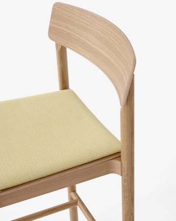 Betty TK17 Bar Chair barstol 75 cm - Fuse 0421-laquered solid oak - &Tradition
