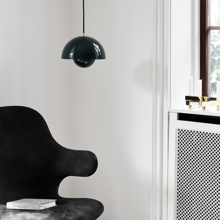 Catch JH15 stol, Divina 944 green-svart stål &Tradition