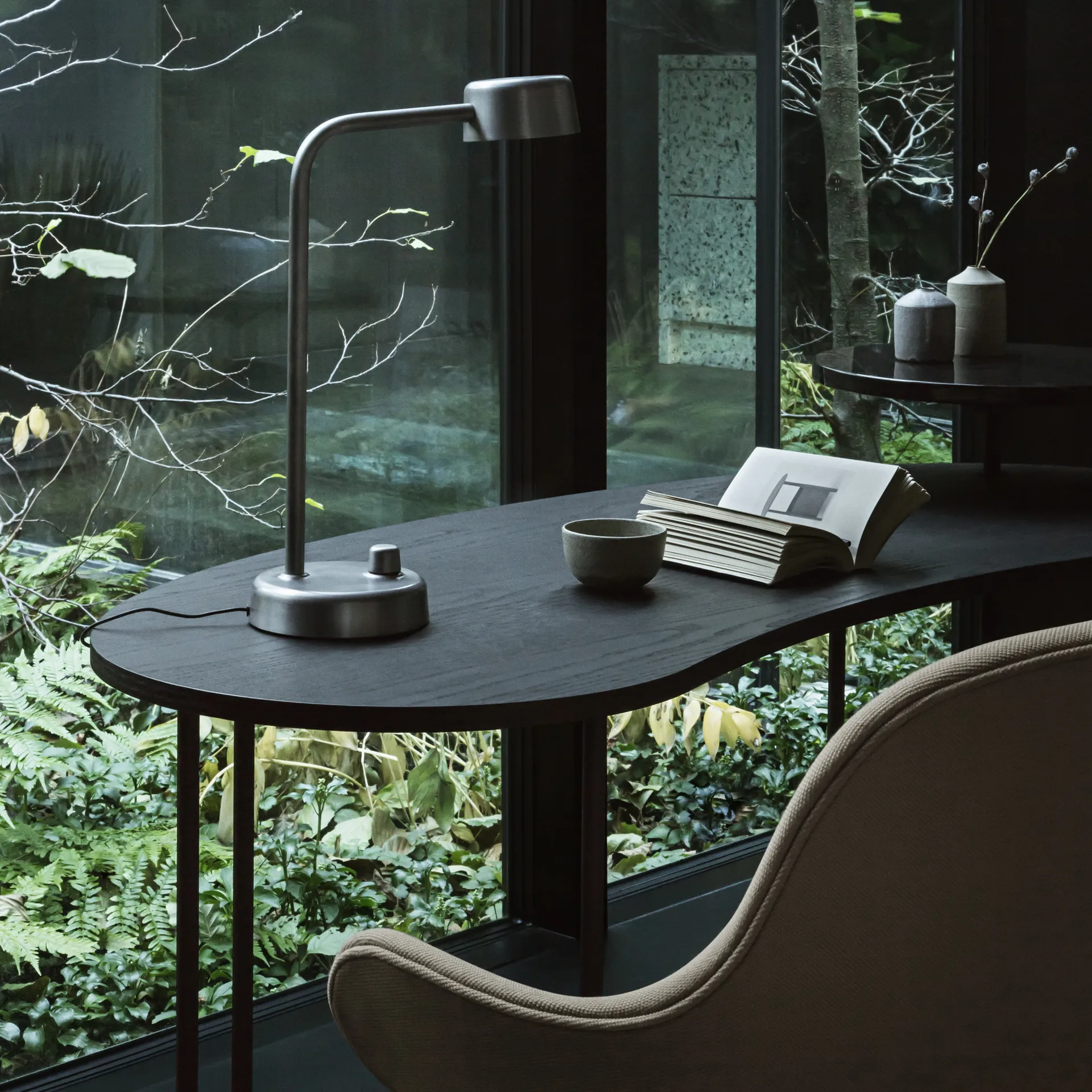 Catch JH2 kontorsstol, tyg remix 242 beige/grey, snurrstativ black &Tradition