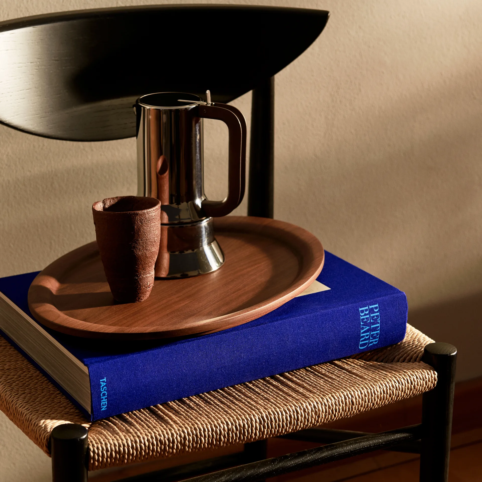 Drawn stol HM3, Svart ek &Tradition