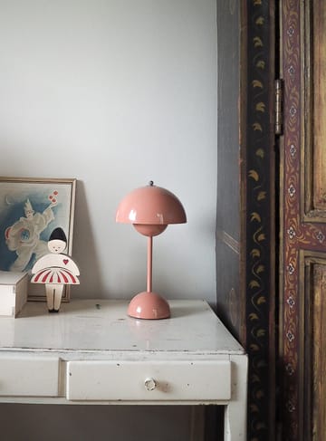 Flowerpot portable bordslampa VP9 - beige-röd - &Tradition