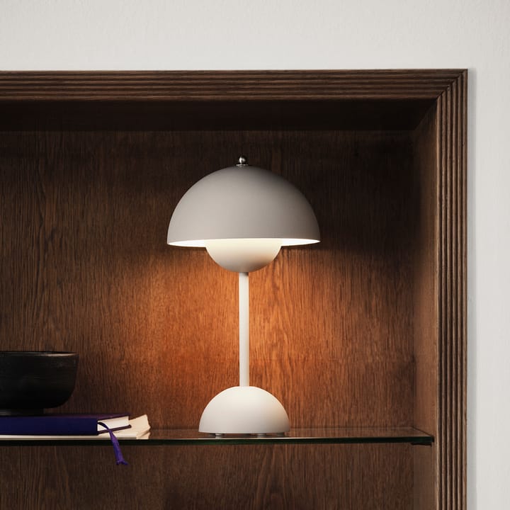 Flowerpot portable bordslampa VP9 - matt ljusgrå - &Tradition