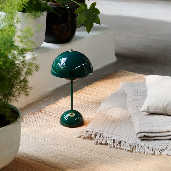 Flowerpot portable bordslampa VP9, mörk grön &Tradition