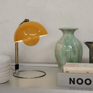 Flowerpot VP4 bordslampa - Mustard - &Tradition