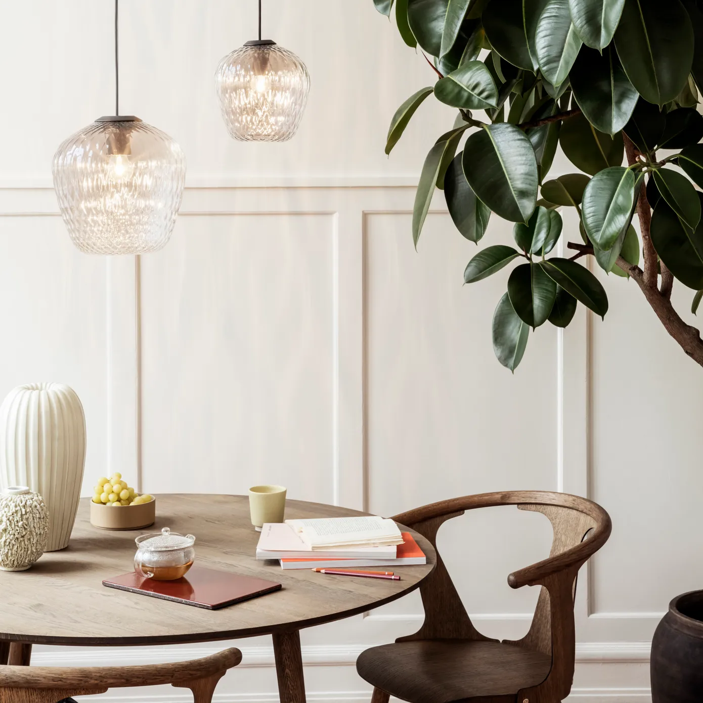 In Between bord SK4, Rökt oljad ek &Tradition