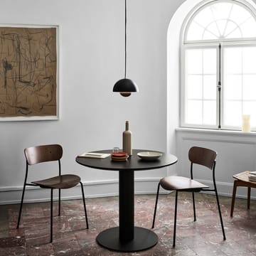 In Between SK11 Matbord - ek vitolja, mattsvart metallstativ - &Tradition