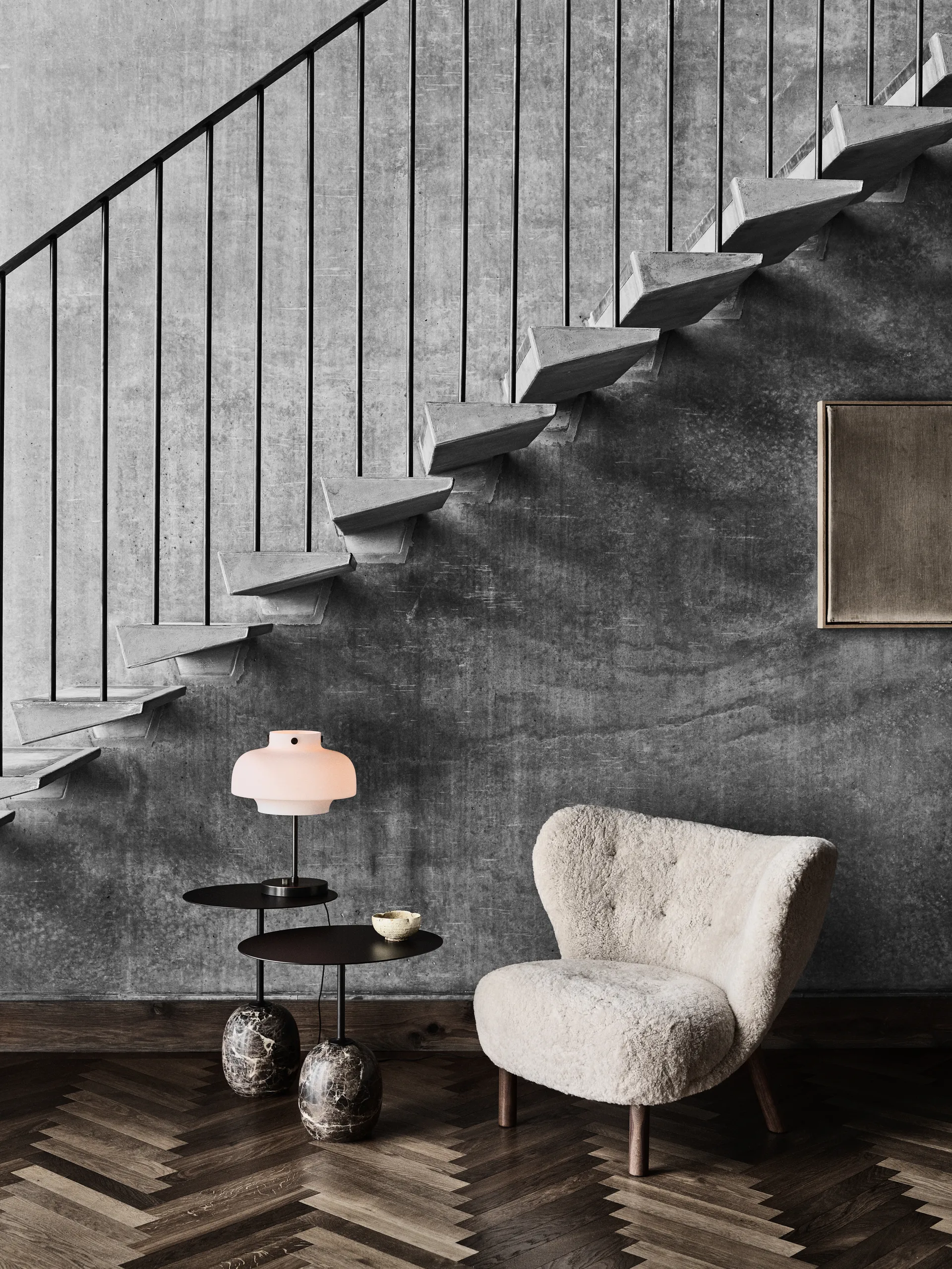 Lato bord LN8, Warm black-Emparador marble &Tradition