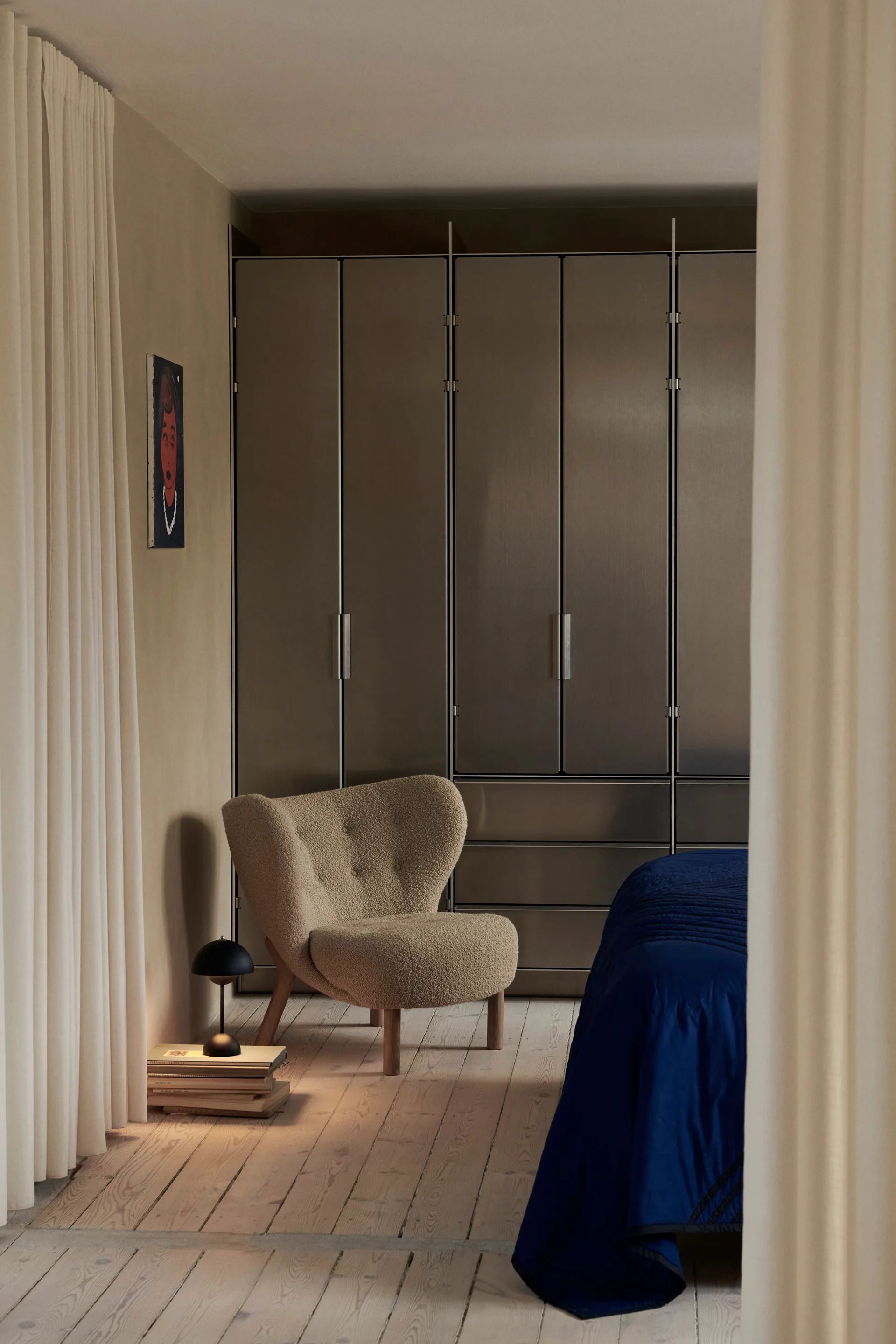 Little Petra VB1 fåtölj, Vitoljad ek-Karakorum &Tradition