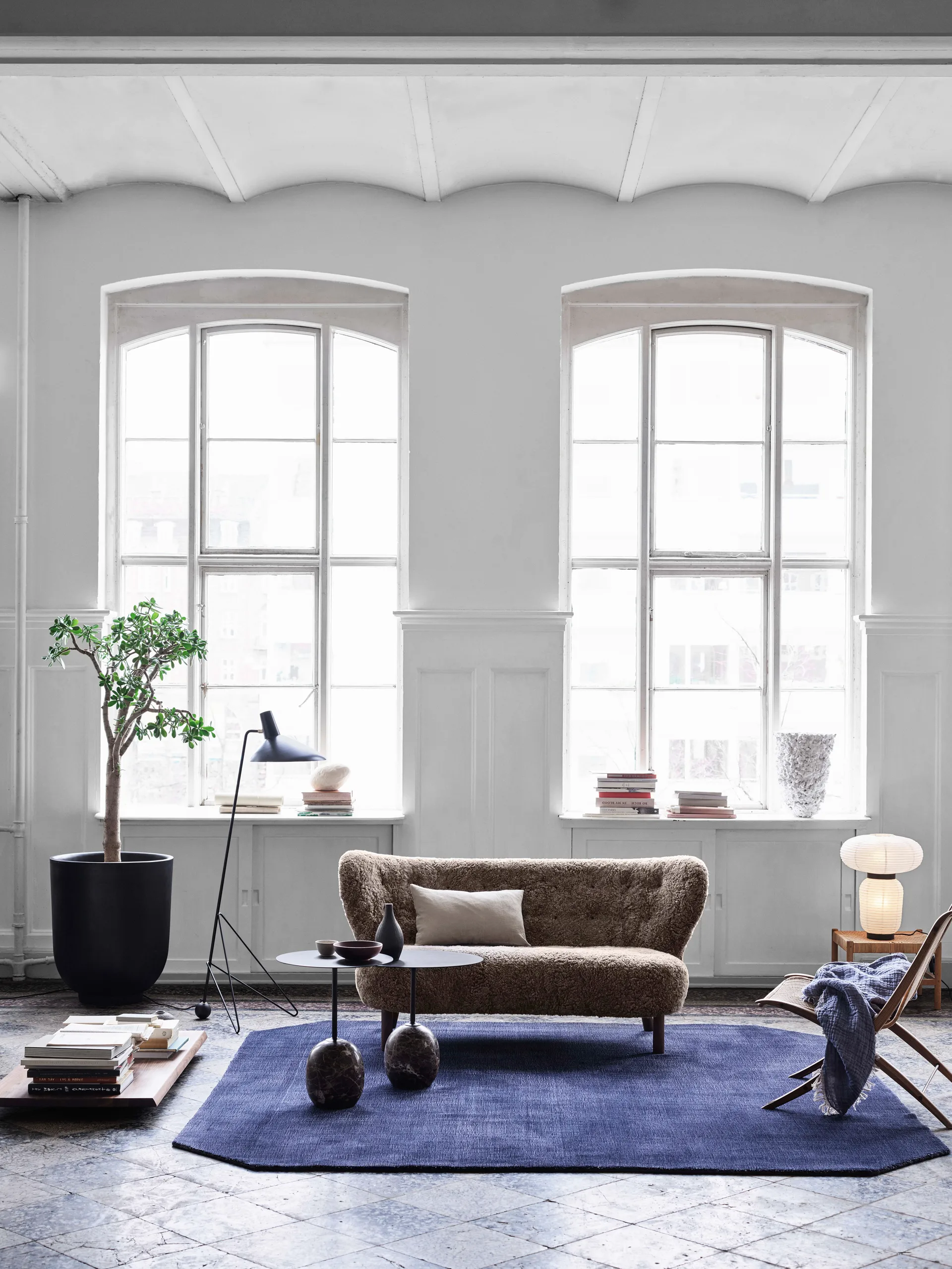 Little Petra VB2 soffa, Oljad valnöt-Sahara &Tradition