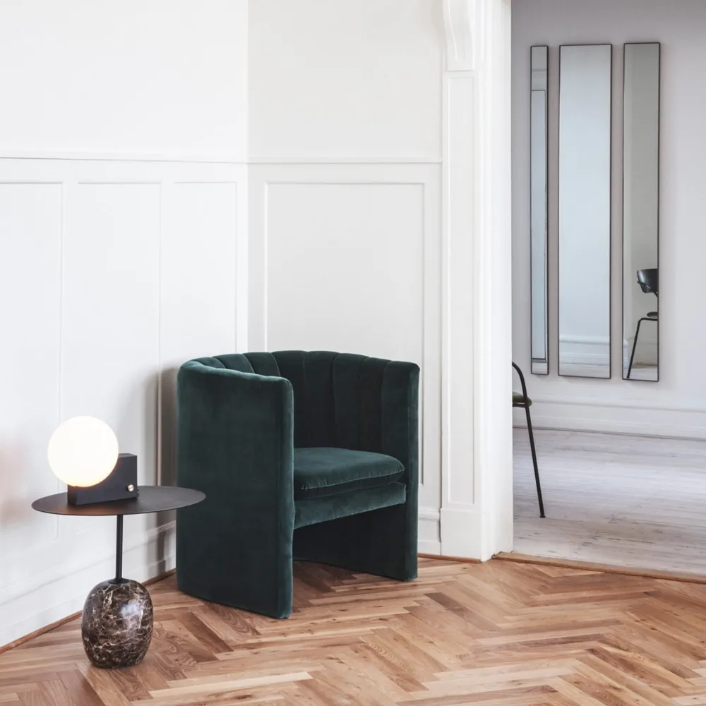 Loafer SC23 fåtölj, tyg Ritz twilight &Tradition