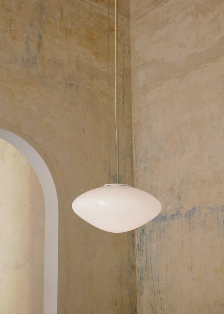 Mist AP20 pendel Ø56 cm, White-opal glass &Tradition