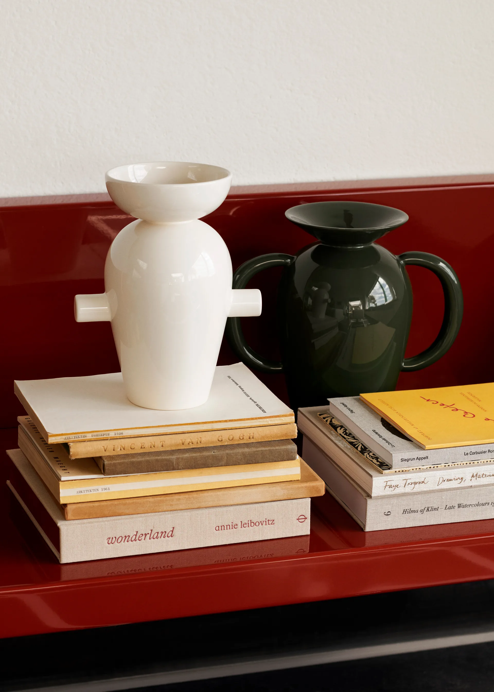 Momento JH40 vas, Cream &Tradition