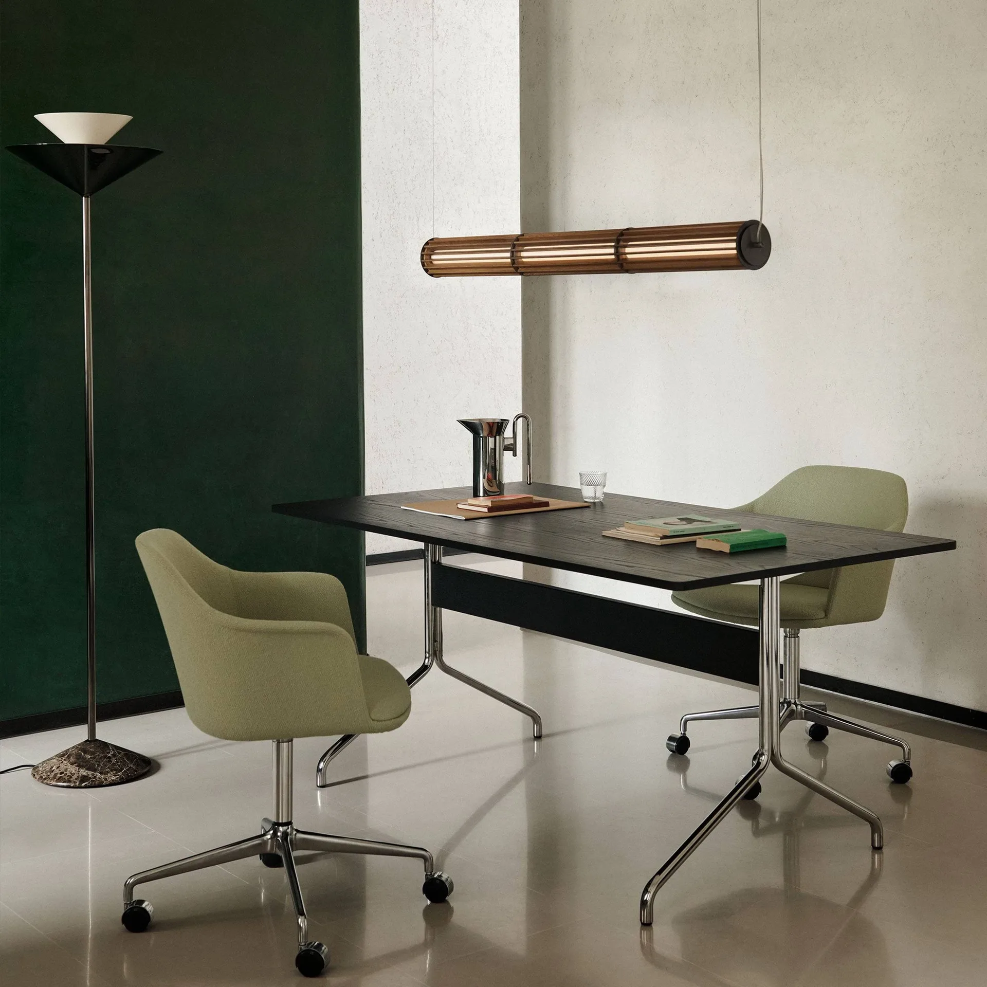 Numbra TY1 pendel, Lackerad ek-trumlad aluminium &Tradition