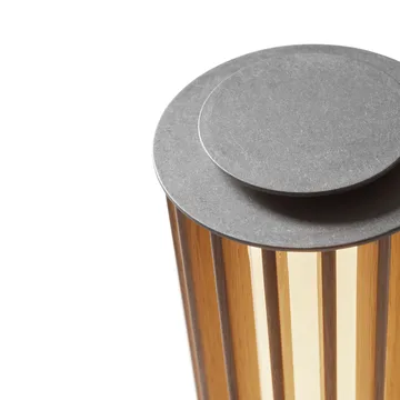 Numbra TY3 portabel bordslampa - Lackerad ek-trumlad aluminium - &Tradition