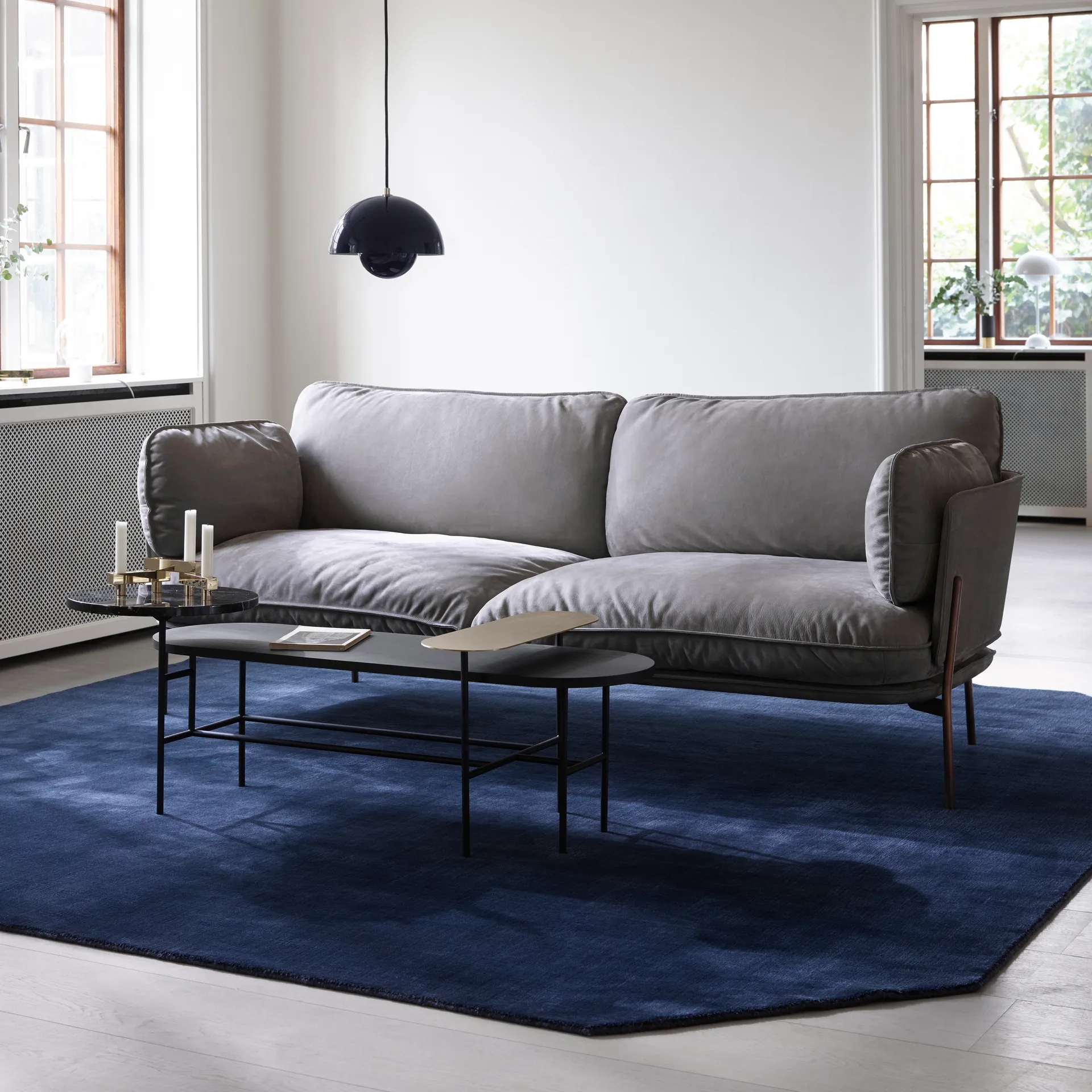 Palette soffbord JH7, svart &Tradition