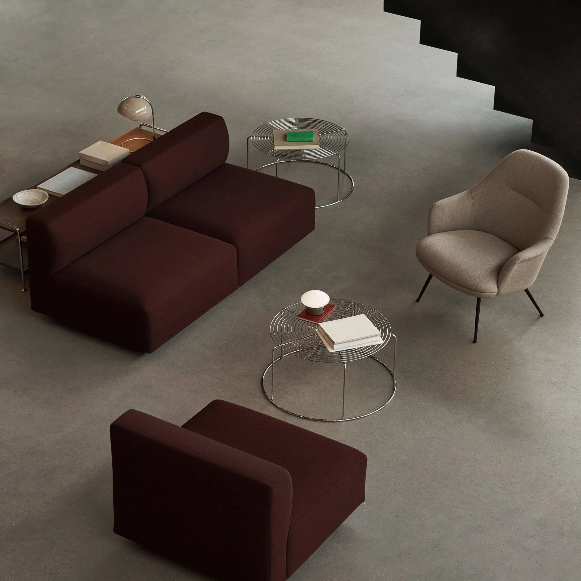 Rely HW139 lounge chair, Re-wool 0218-black &Tradition