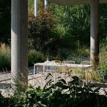 Thorvald Outdoor SC99 matbord 220 cm - Ivory - &Tradition