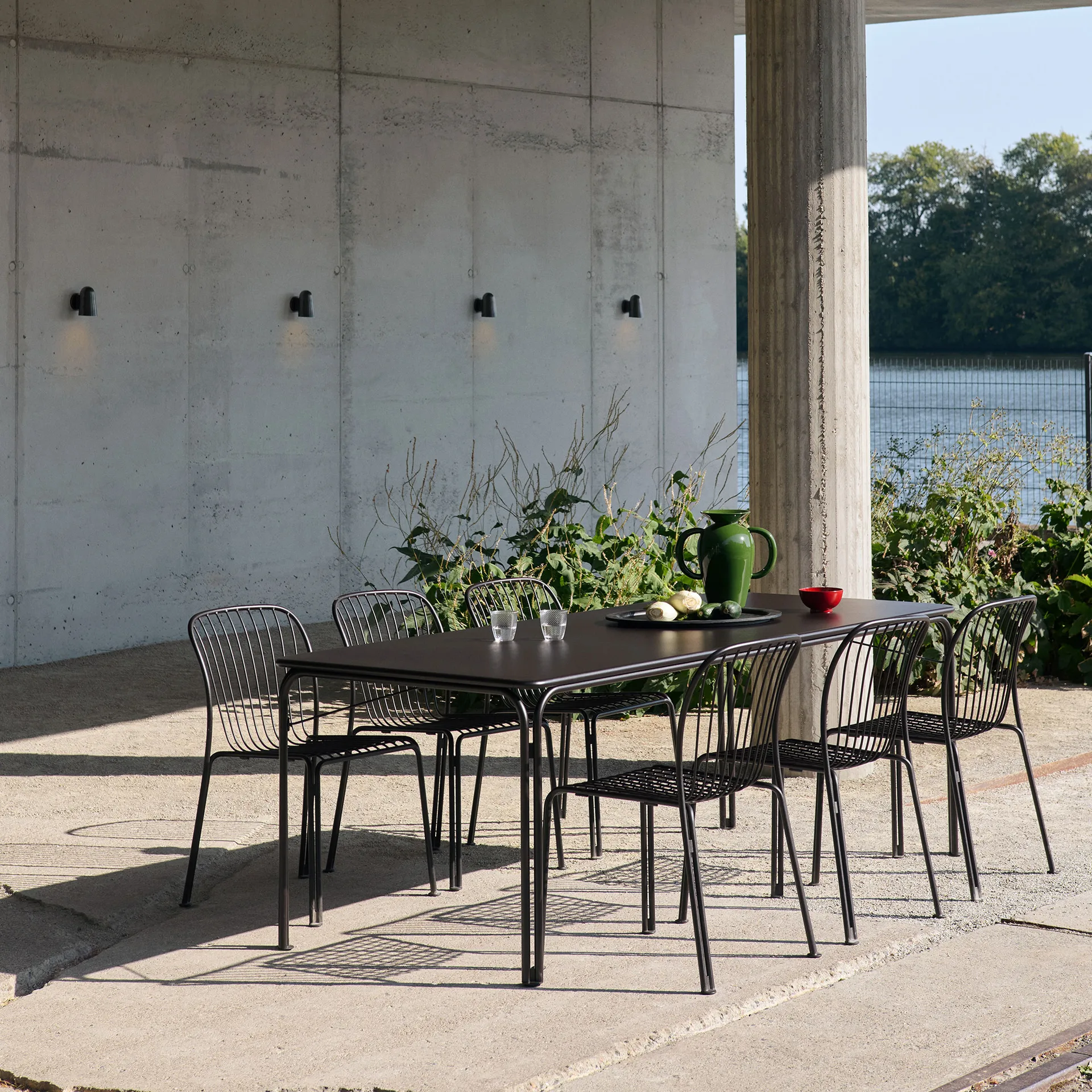 Thorvald Outdoor SC99 matbord 220 cm, Warm black &Tradition