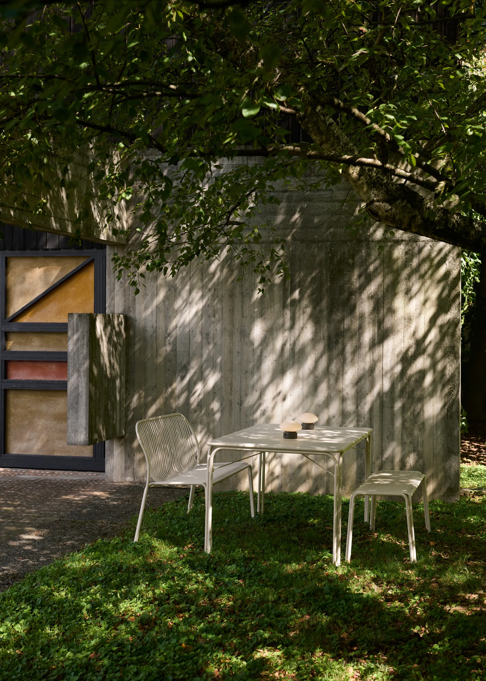 Thorvald SC111 bänk, Ivory, 129 cm &Tradition