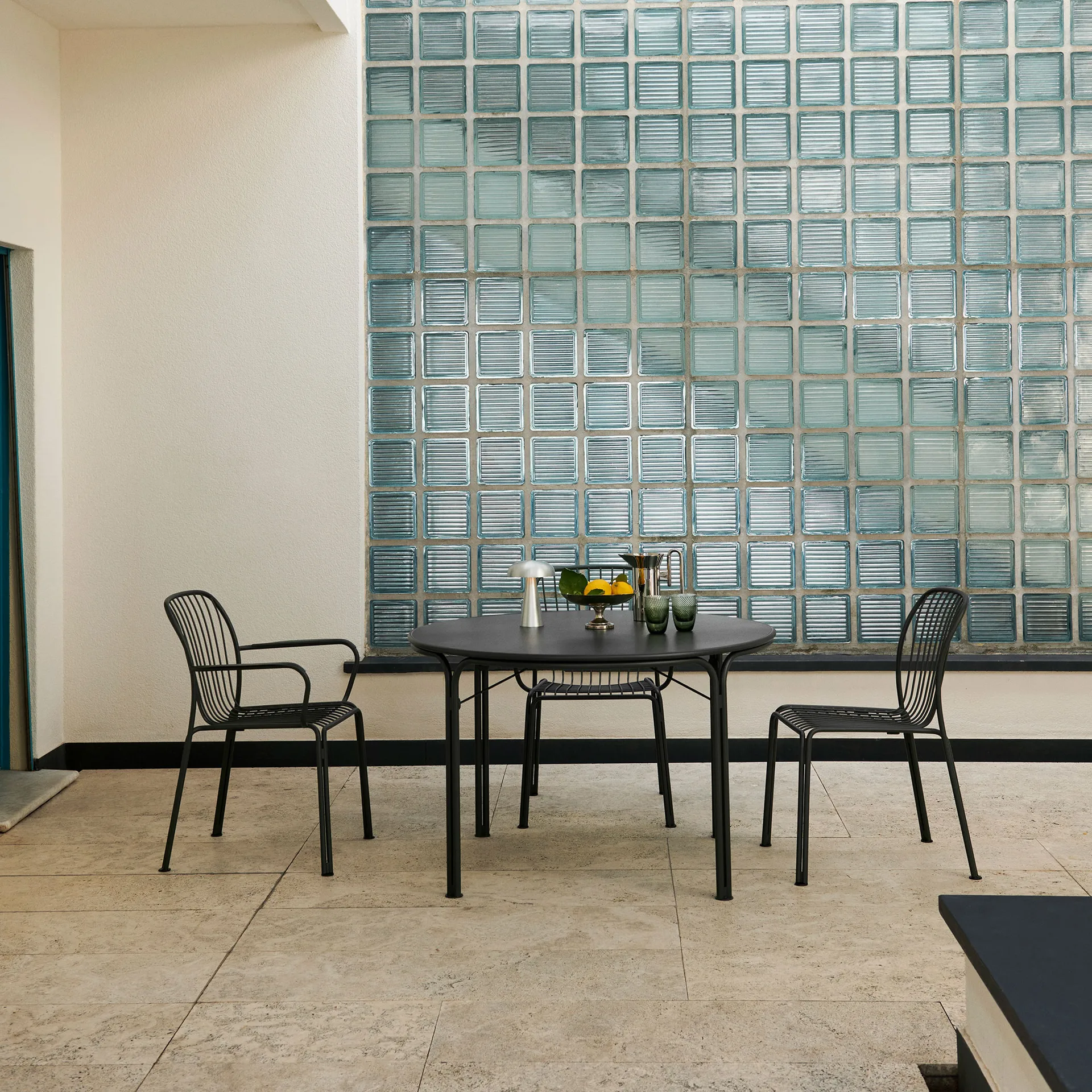 Thorvald SC98 matbord Ø115 cm, Black &Tradition