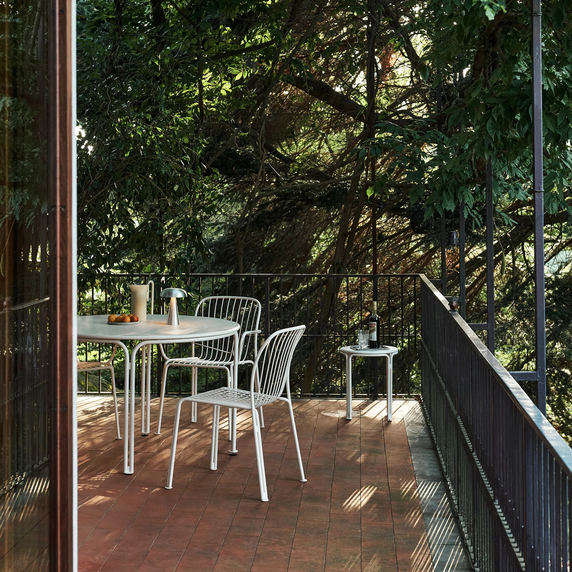 Thorvald SC98 matbord Ø115 cm, Ivory &Tradition