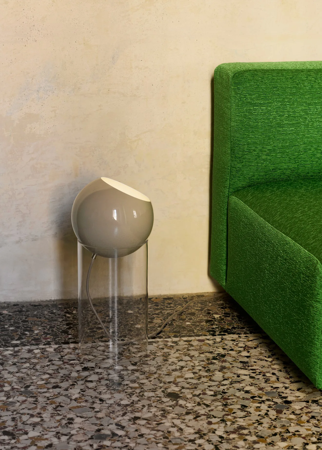 Topan VP14 golvlampa 46,5 cm, Clear-grey beige &Tradition