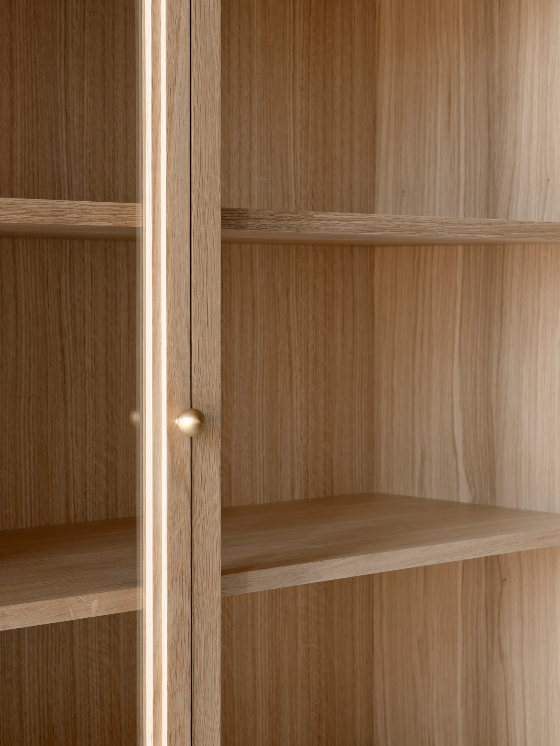 Trace SC88 vitrinskåp 120x192x40 cm, Natural natural oak &Tradition