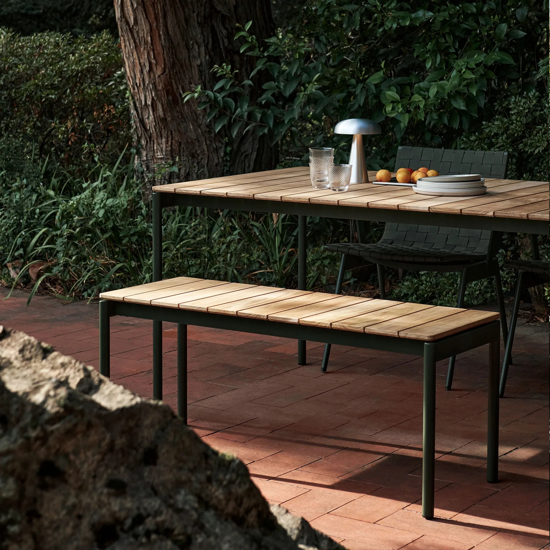 Ville AV27 bänk small 110x40 cm, Bronze green &Tradition