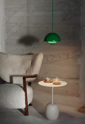 Wulff Lounge Chair ATD2 fåtölj - Oljad valnöt-Moonlight - &Tradition