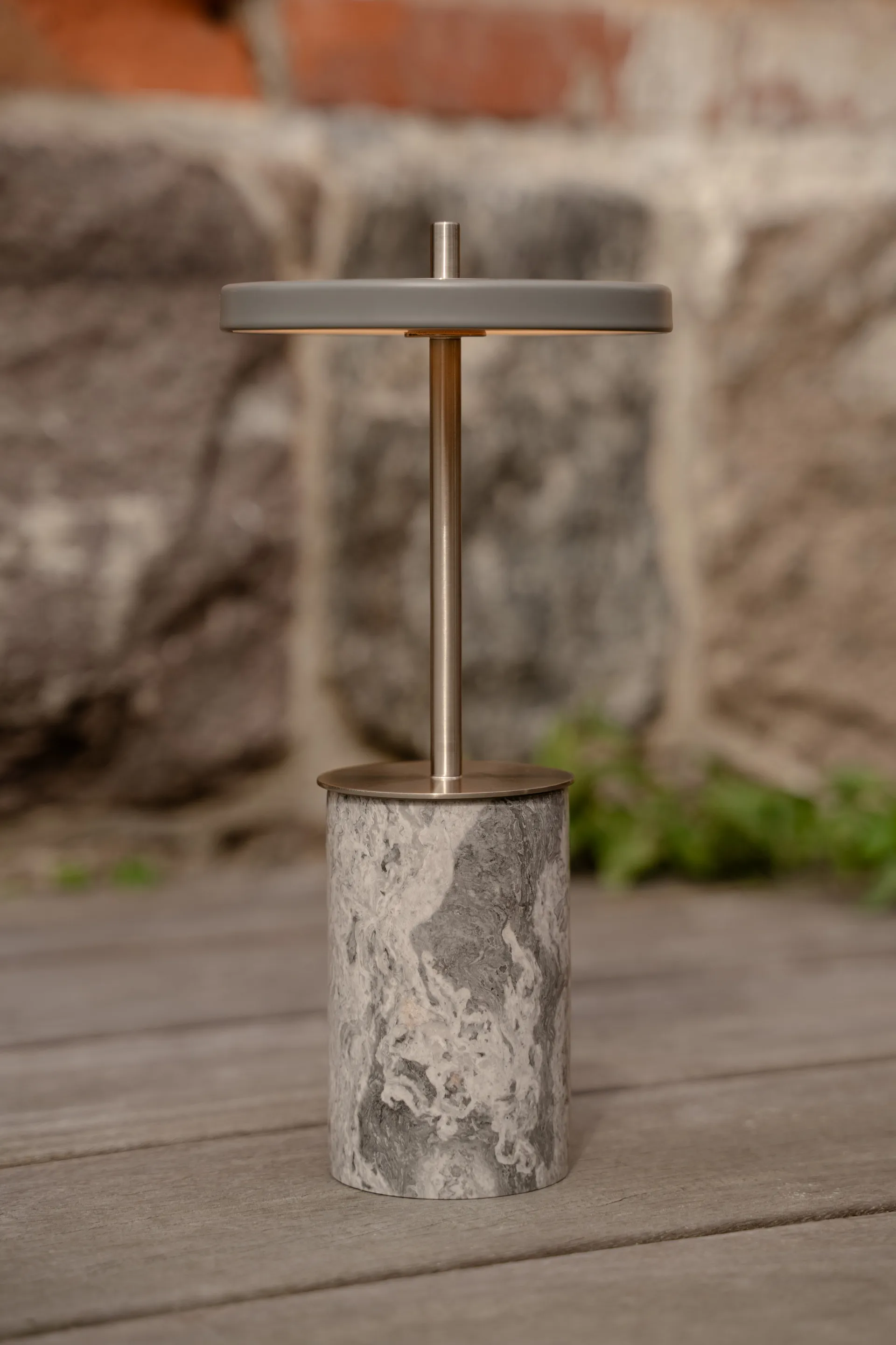 Asteria Move Mini bordslampa Ø12x25,5 cm, Grey Marble-steel Umage
