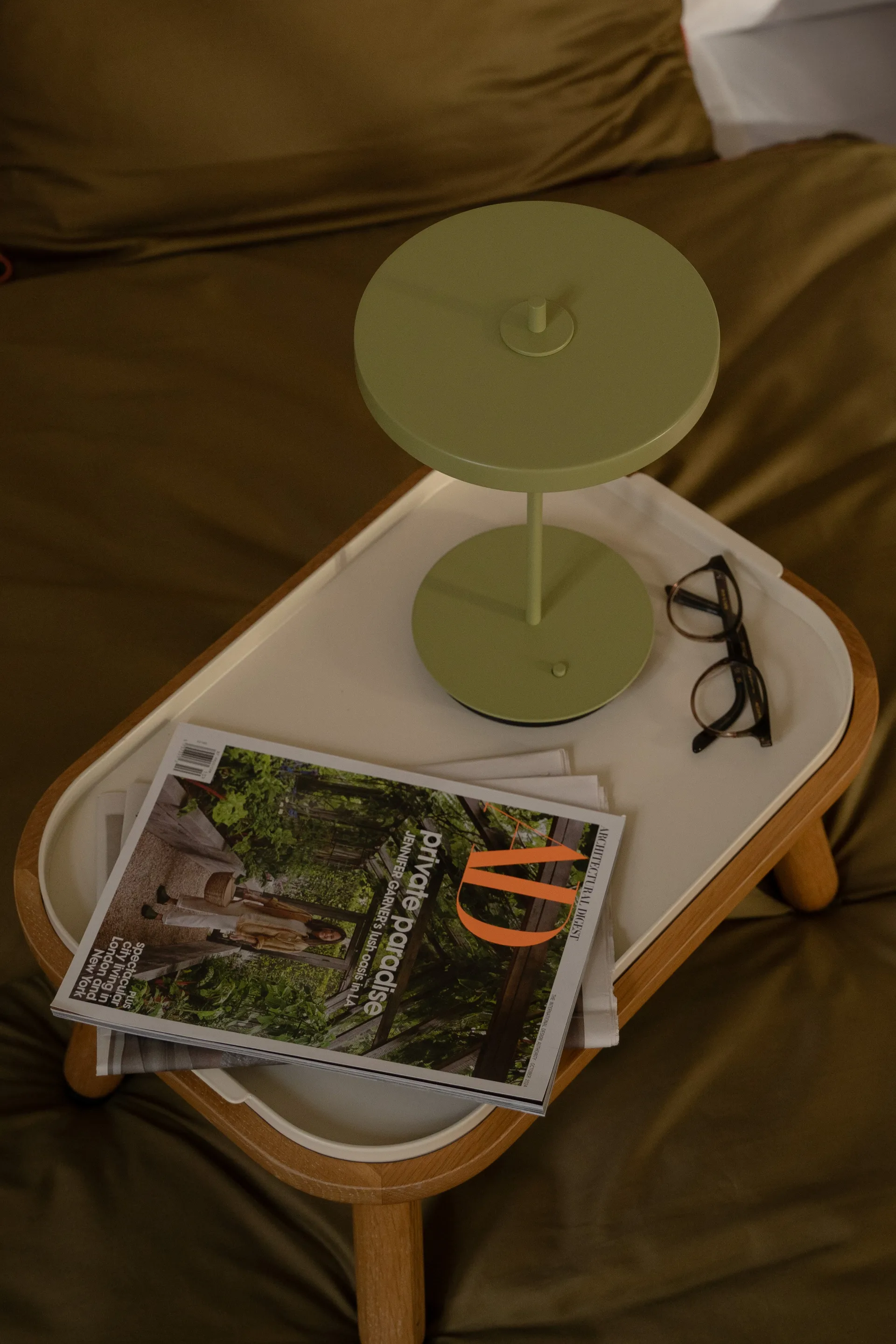 Asteria Move portabel bordslampa, Monochrome-leaf Umage