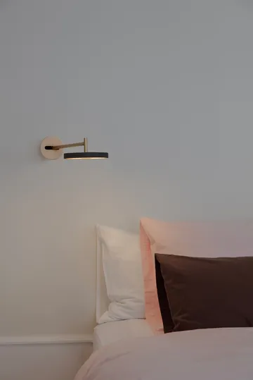Asteria Wall vägglampa - Long, Black-brass - Umage