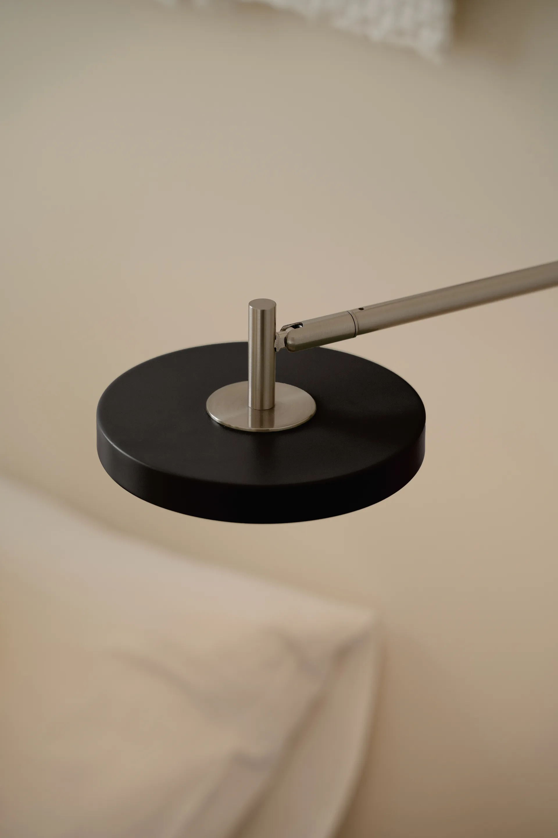 Asteria Wall vägglampa, Long, Black-chrome Umage