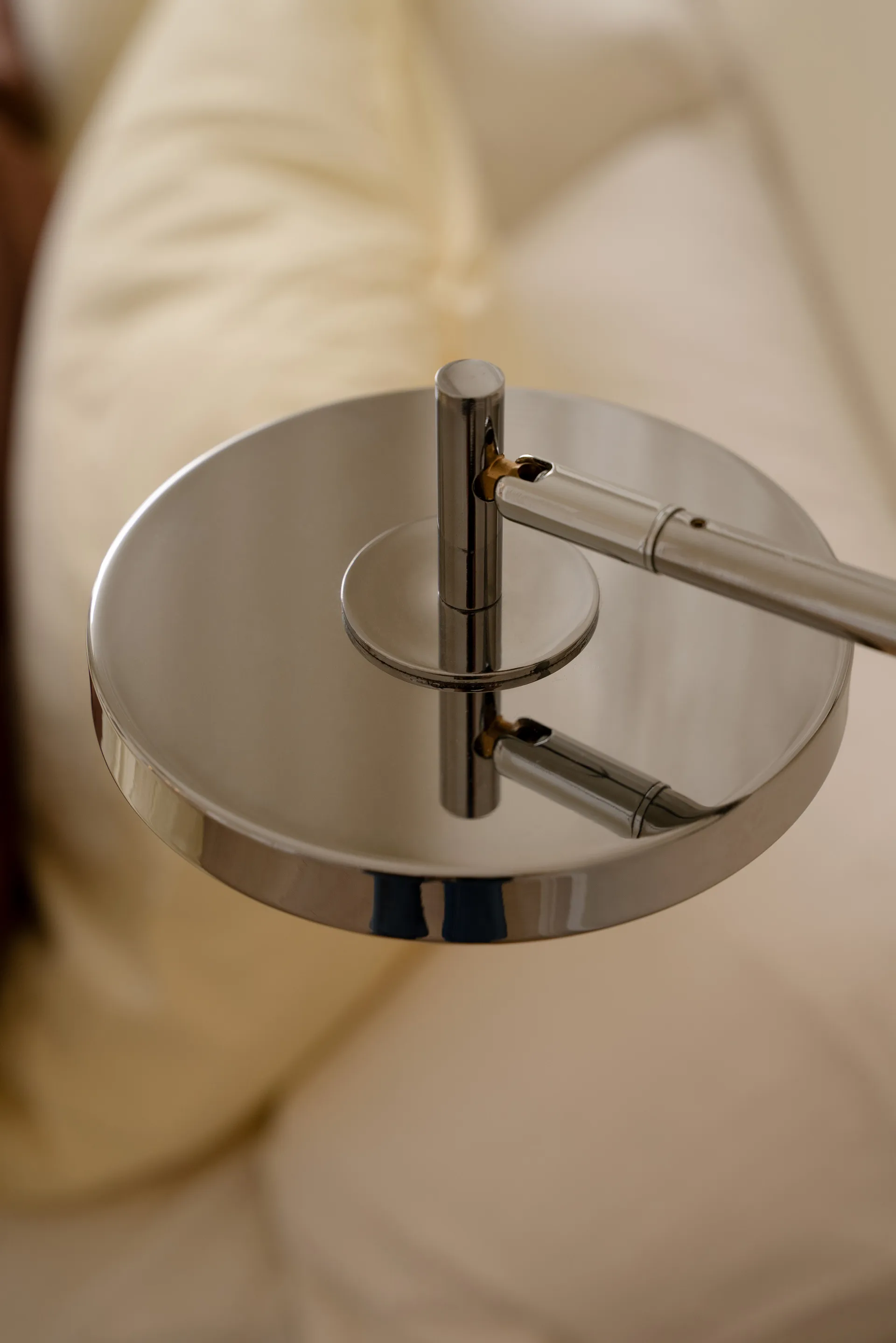 Asteria Wall vägglampa, Long, Polished steel Umage