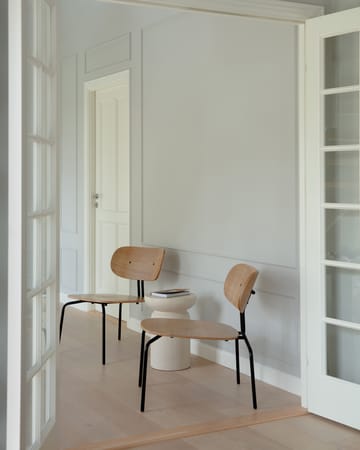 Curious loungefåtölj - Oak-black - Umage