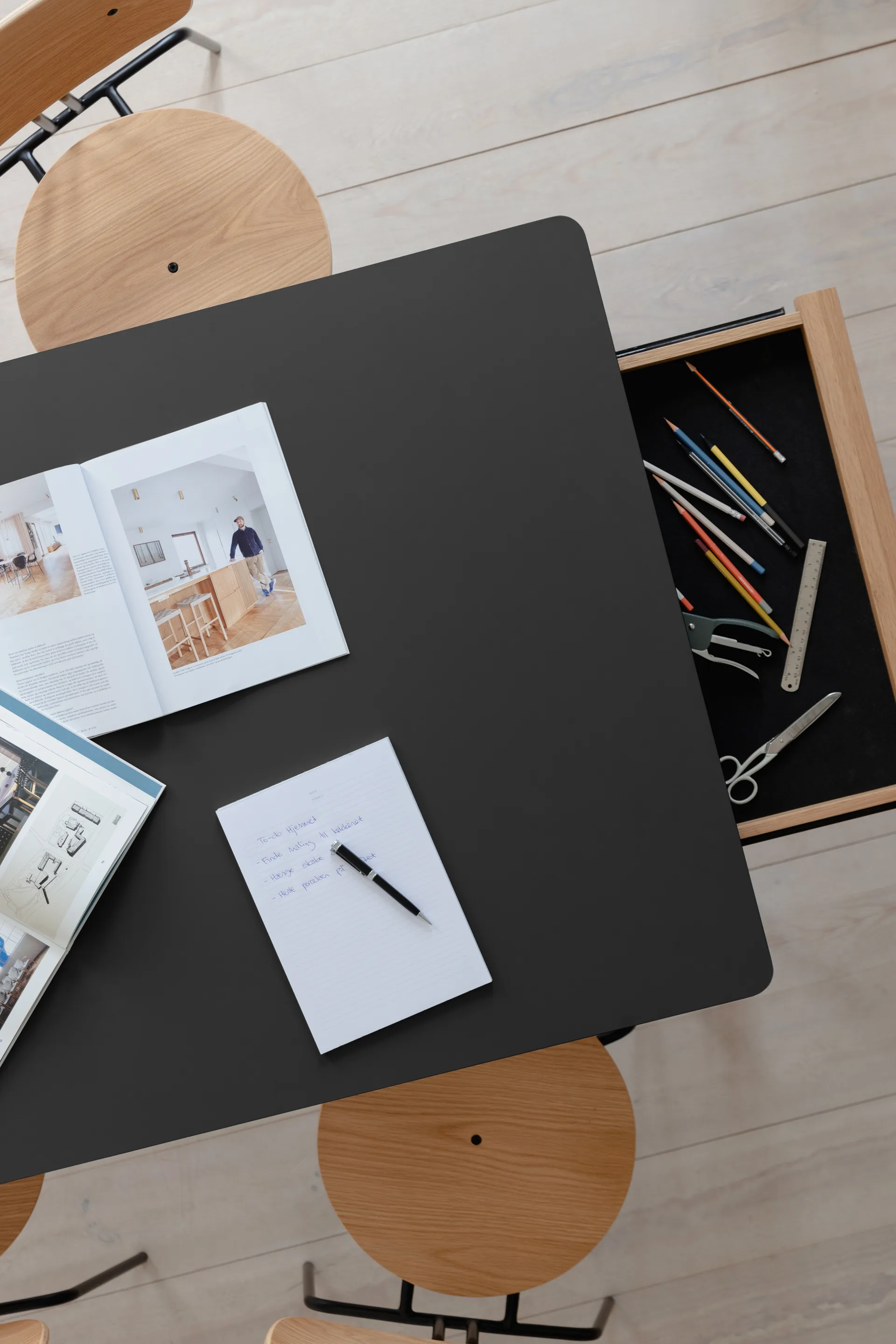 Heart'n'Soul matbord 90x200 cm, Oak-obsidian black Umage