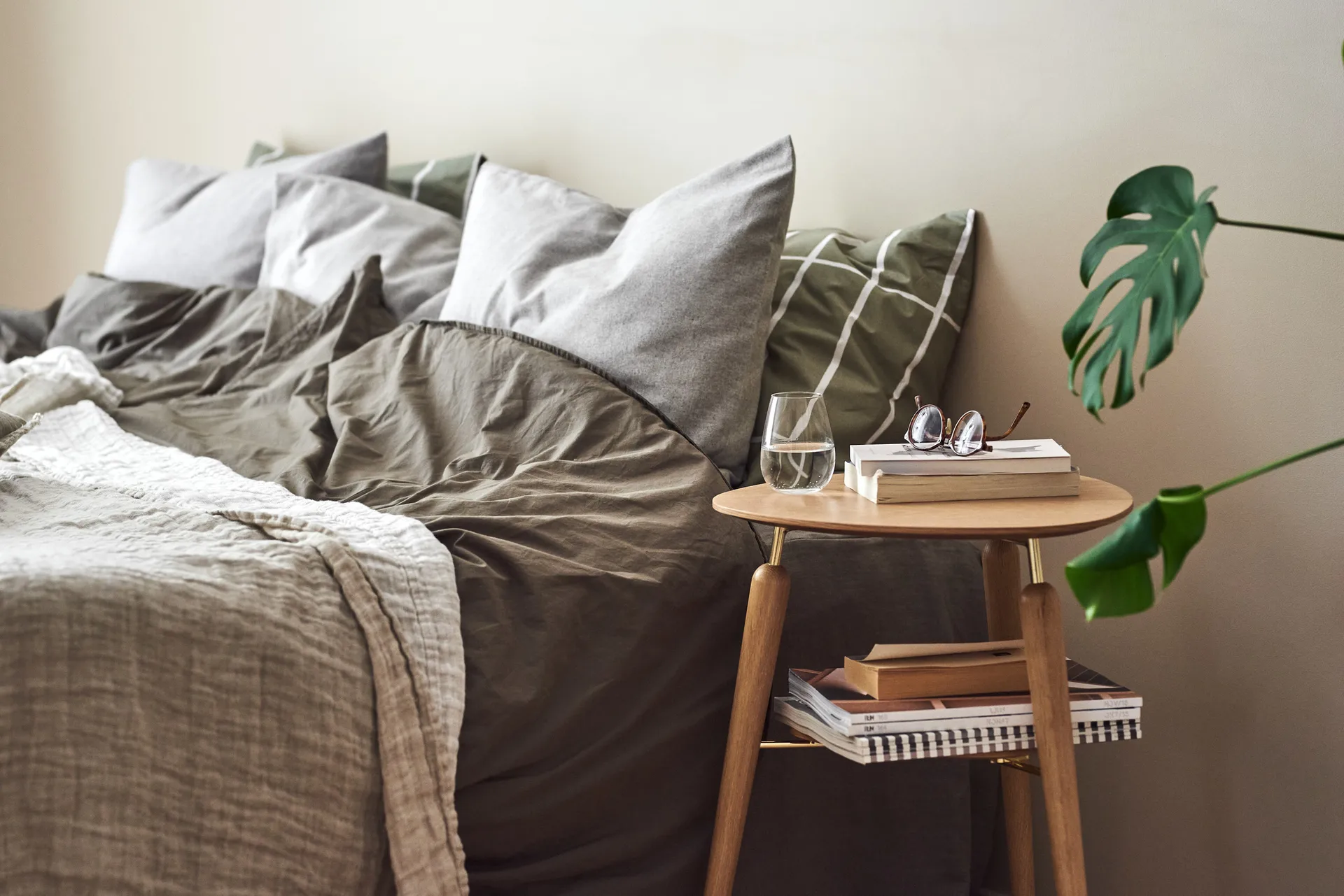 My Spot sidobord Ø46 cm, Ek-mässing Umage