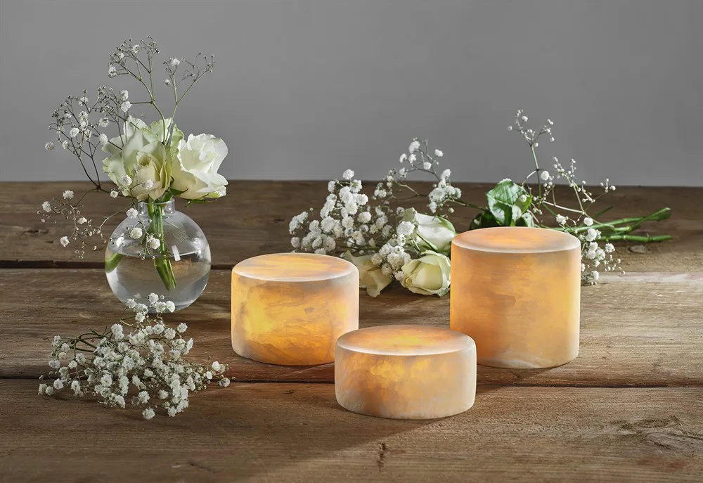 Marble bordsljus, Beige silk matt, Ø8x8 cm Unison