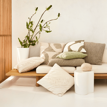 Aeolus kudde 50x50 cm - Off white - URBAN NATURE CULTURE
