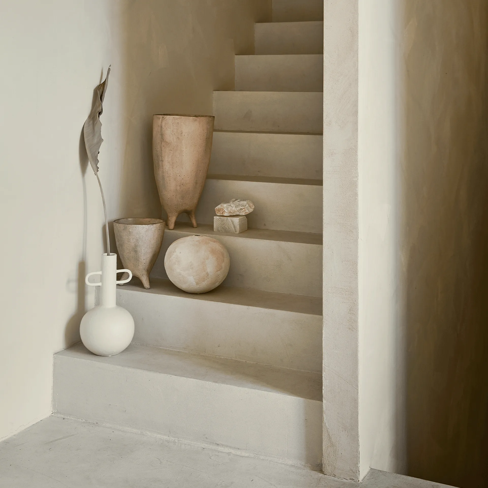 Kindness vas 32 cm, Off white URBAN NATURE CULTURE