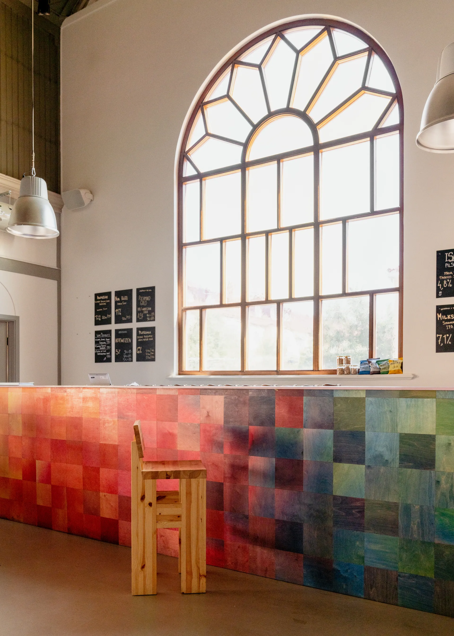 001 Bar Stool barstol, Matt oljevaxad furu, 65 cm Vaarnii